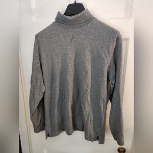Izod Men's Turtleneck Sweater in Gray